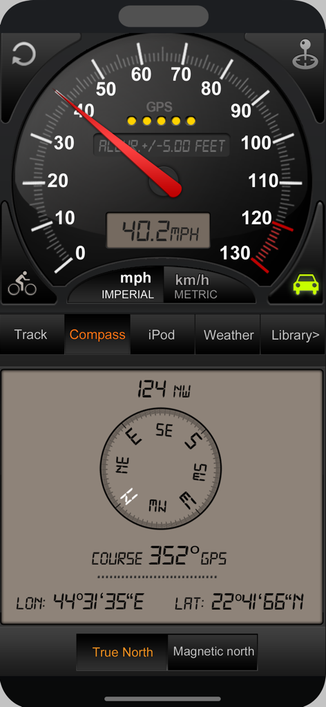 Speedometer GPS plus App-Oberfläche mit analoger Tachometerskala und digitalem Kompass mit Längen- und Breitengradkoordinaten.