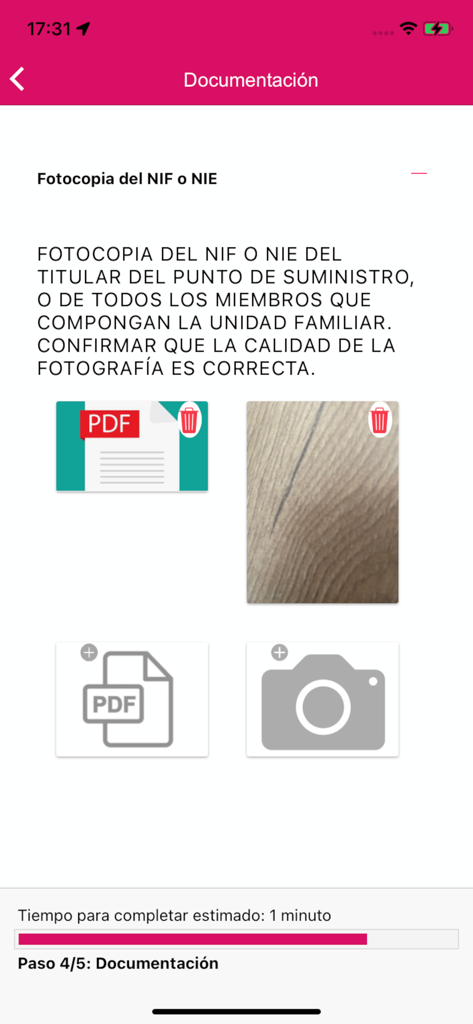 Pantalla de carga de documentos de la app EnergíaXXI para DNI y documentos familiares