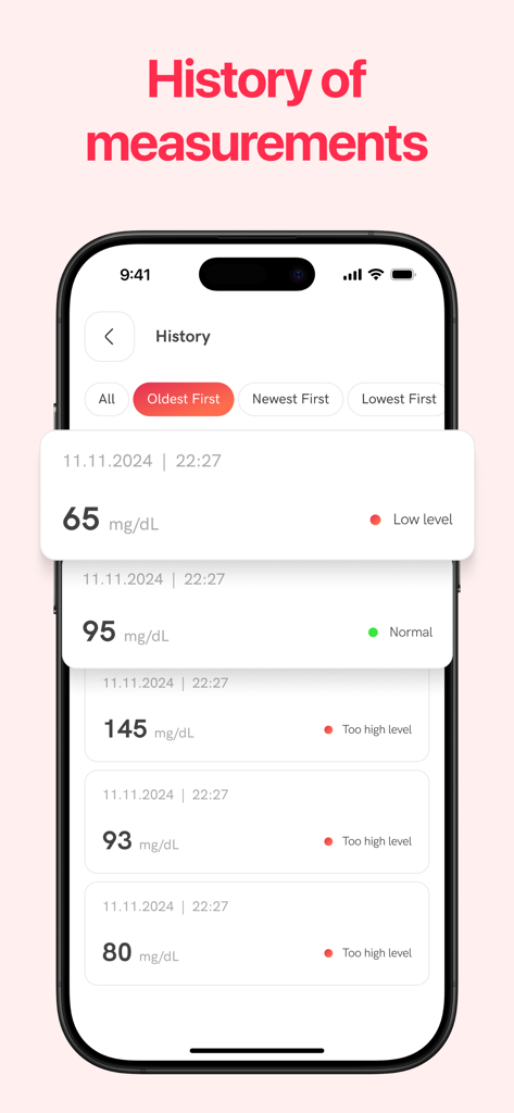 Historial de mediciones de azúcar en sangre en una aplicación móvil rastreadora de glucosa que muestra varias lecturas y etiquetas de estado