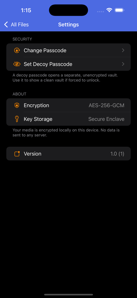 SecurePad Media Vault - Pantalla de configuración de seguridad de SecurePad Media Vault que muestra el código de acceso señuelo e información de cifrado AES-256