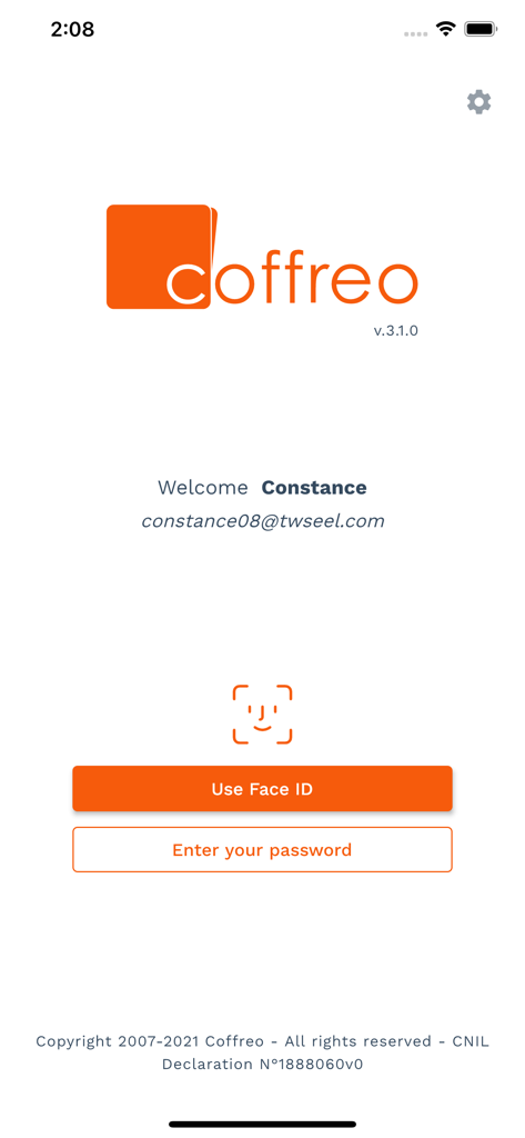 Coffreo - Coffreo mobile app login screen featuring Face ID and password authentication options for secure document access