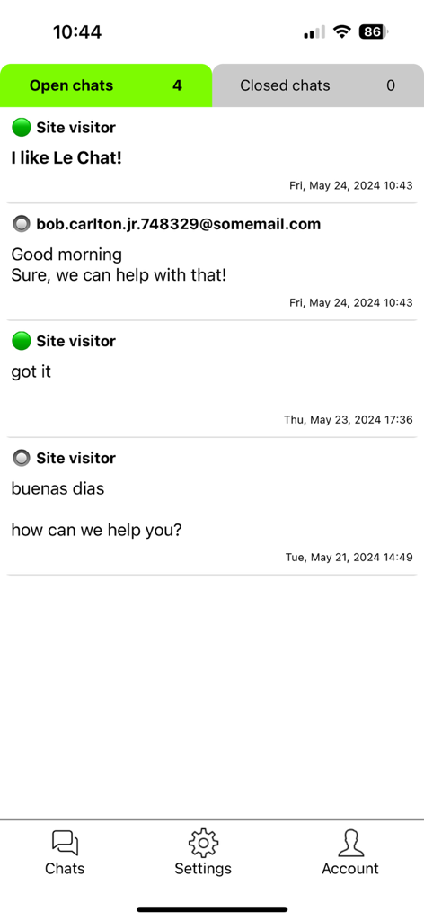 Le Chat Client - Mobile interface of Le Chat Client displaying a list of active customer chat conversations