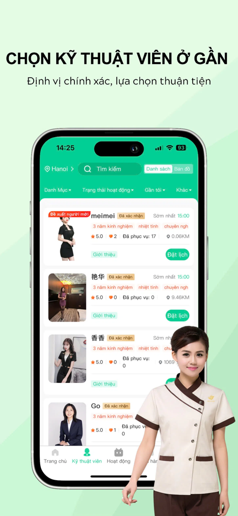 Relaxgo-Đặt Massage tại nhà 24 - Interface do aplicativo Relaxgo mostrando uma lista de técnicos de massagem profissionais disponíveis para serviço domiciliar.