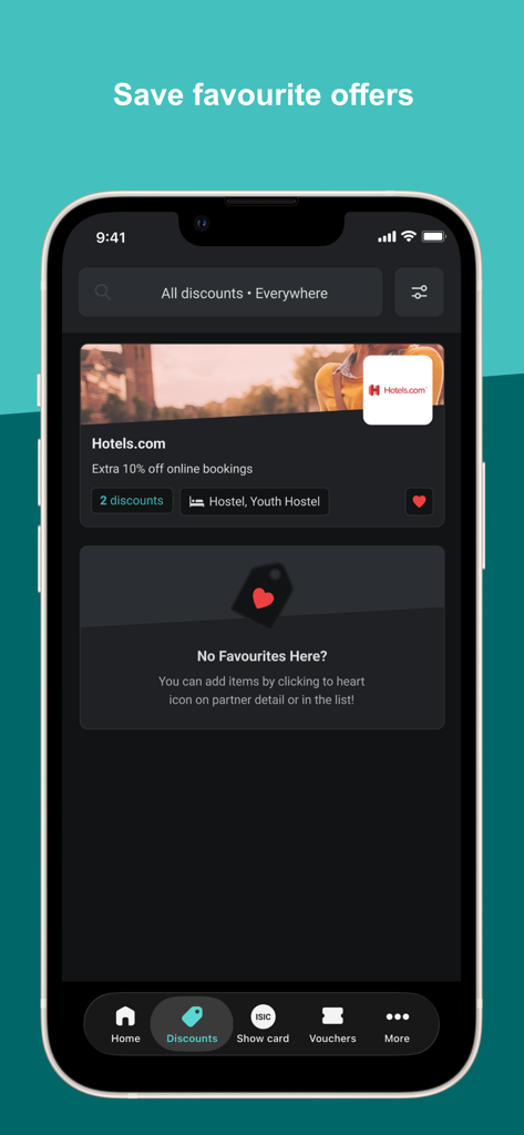 Pantalla de la app móvil mostrando una lista de descuentos para estudiantes guardados y ofertas de viaje como Hotels.com