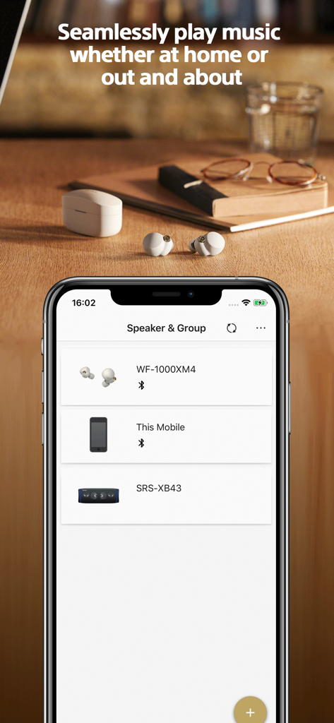 Interfaz de la aplicación Sony Music Center que muestra una lista de dispositivos Bluetooth conectados, incluyendo auriculares y altavoces.