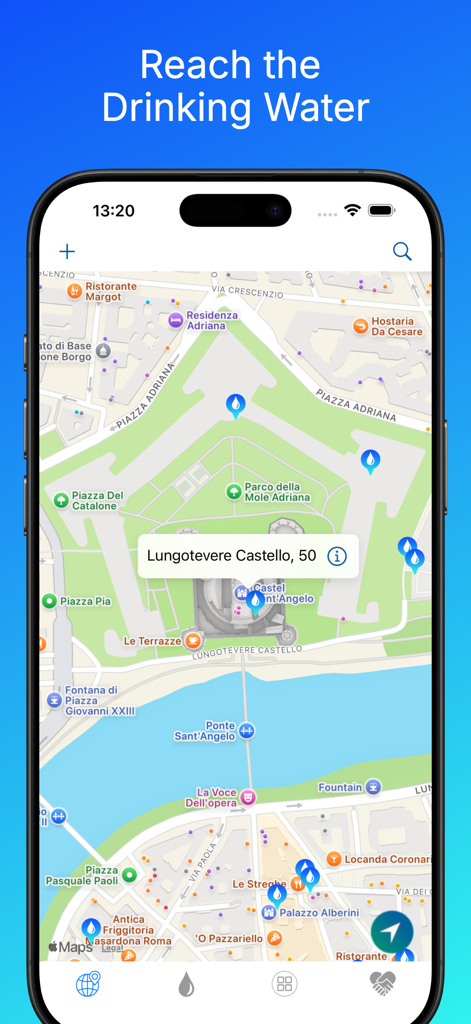 Captura de pantalla de la aplicación Aguas Potables mostrando un mapa de Roma con iconos azules indicando ubicaciones de fuentes públicas