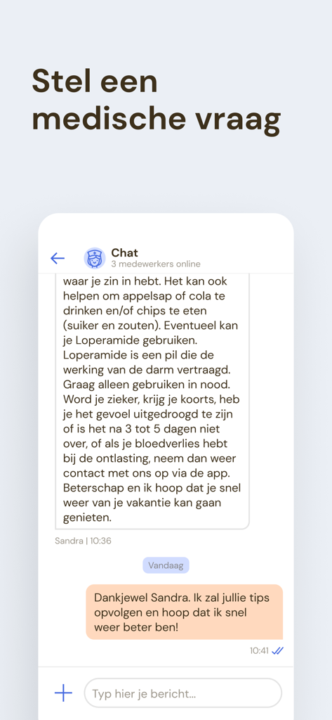 Spoedzorg op reis - Spoedzorg op reisアプリのモバイルスクリーンショット。医療専門家が旅行健康アドバイスを提供するオランダ語のチャットインターフェースが表示されています。