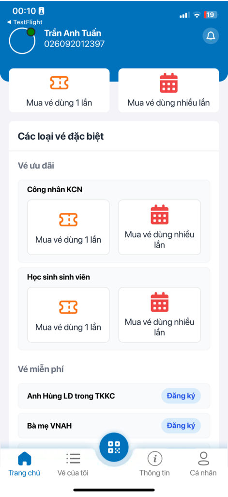 Hà Nội Metro - ハノイメトロアプリのインターフェース。使い捨て、複数回使用、学生運賃のチケット購入オプションが表示されています。