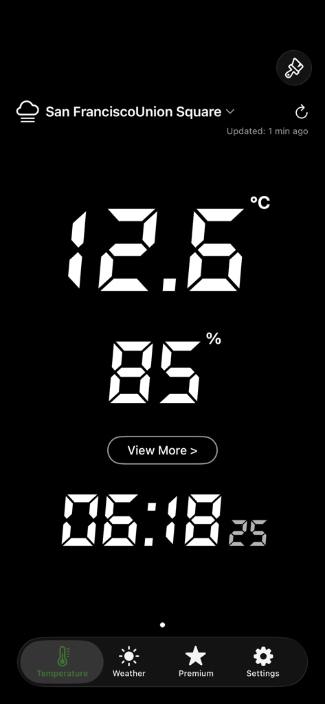 Thermometer - Digital Meter - A minimalist digital weather app showing temperature and humidity in a classic LCD seven-segment style.