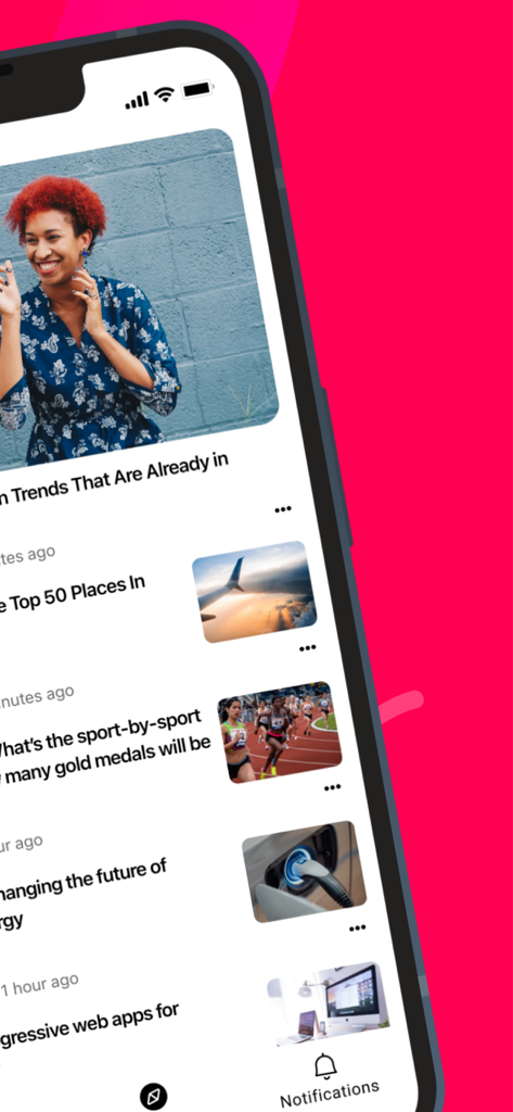 Écran mobile de l'application Wakelet présentant un flux visuellement organisé d'articles et de médias enregistrés.