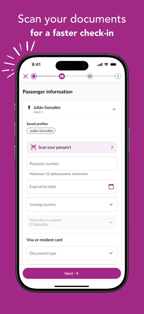 Tela do aplicativo Volaris mostrando a página de informações do passageiro com um recurso de escaneamento de passaporte para check-in de voos internacionais