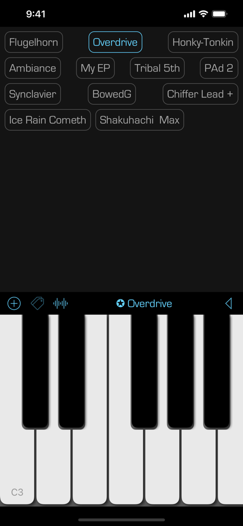SoundFonts mobile app interface showing a virtual piano keyboard and a grid of sound presets