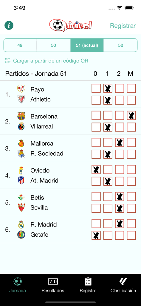 iQuinigol - iQuinigol app interface showing a soccer betting ticket for Spanish LaLiga matches.