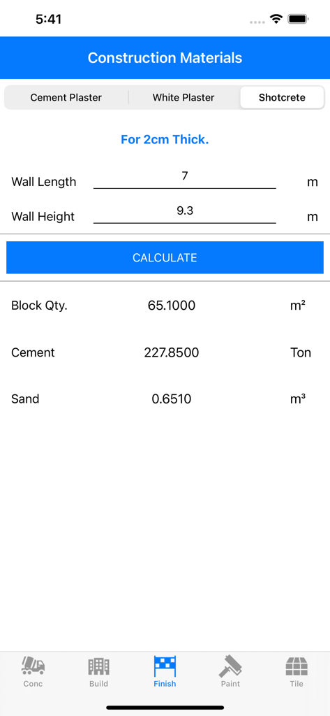 Construction Calculator Pro+ - Interfaz de la aplicación Construction Calculator Pro plus que muestra la estimación de materiales para hormigón proyectado basada en la longitud y altura de la pared