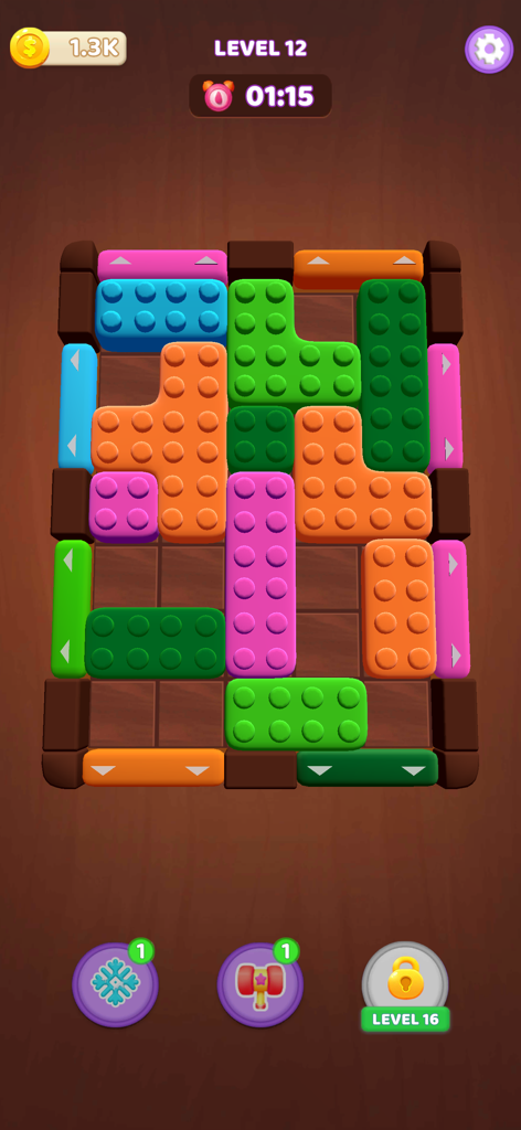 Fit Block 3D: Color Blast Jam - Ein Puzzle-Brett mit bunten 3D-Blöcken im Spiel Fit Block 3D