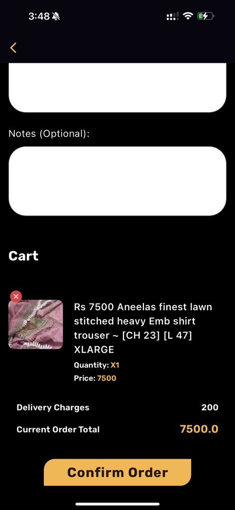 Resumen del carrito de compras en la aplicación Aneelas Brands Mall con un traje bordado pakistaní y un botón de confirmar pedido