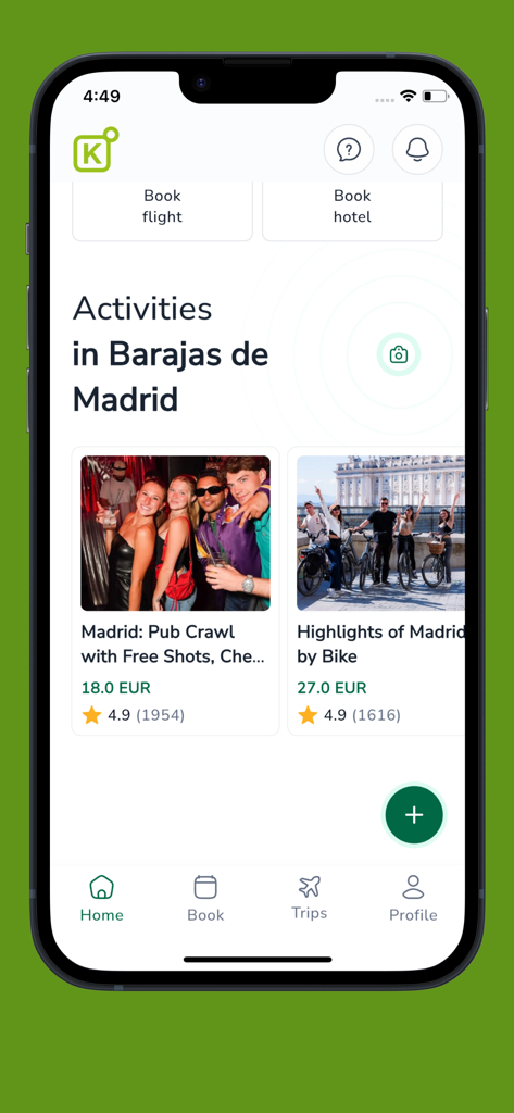 Écran d'accueil de l'application Key Travel Mobile montrant les options de réservation de vol et d'hôtel et les activités suggérées à Madrid