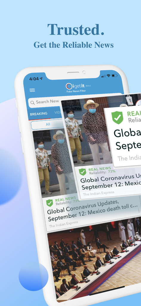 Oigetit mobile app screen showing news articles with AI powered reliability scores.
