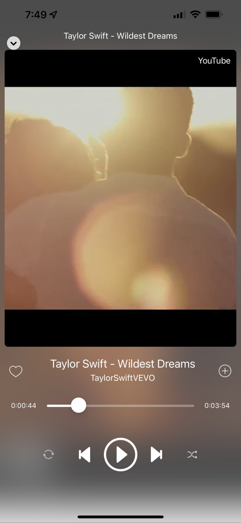 Music Video Player Musca - Music video playback screen on Musca app featuring a Taylor Swift video