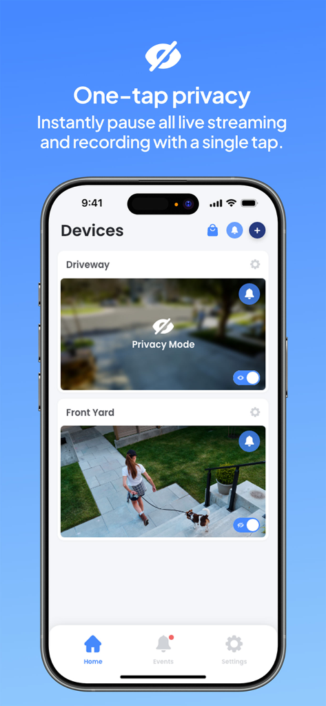 Lorex Classic App-Oberfläche, die die Ein-Klick-Privatsphäre-Funktion und Live-Kamera-Feeds für Einfahrt und Vorgarten anzeigt
