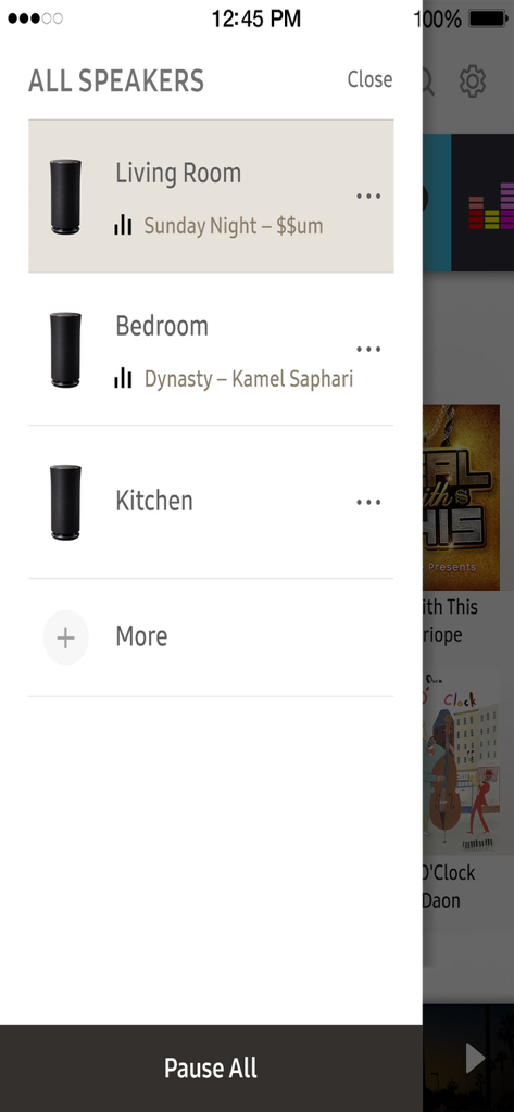Wireless Audio : Multiroom - Interfaccia dell'app Samsung Multiroom che mostra un elenco di altoparlanti connessi in Soggiorno, Camera da letto e Cucina con un pulsante Pausa Tutto