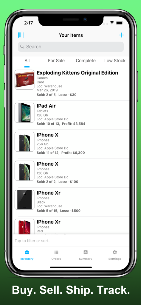 Inventory Now: product tracker - Interface do aplicativo Inventory Now mostrando uma lista de itens com níveis de estoque e dados de vendas