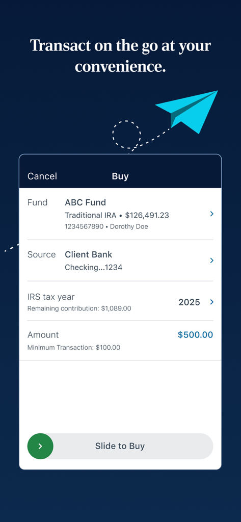 Interfaccia dell'app T. Rowe Price che mostra una transazione di acquisto di fondi comuni di investimento con uno slider per acquistare.