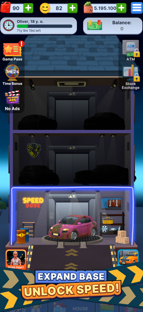 Interface de jeu mobile montrant un garage à plusieurs étages avec une voiture rose sur un pont élévateur et des options d'agrandissement.