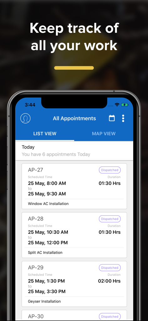 Zoho FSM - Interface do aplicativo móvel Zoho FSM mostrando uma lista de agendamentos de serviço de campo diários e tarefas de instalação