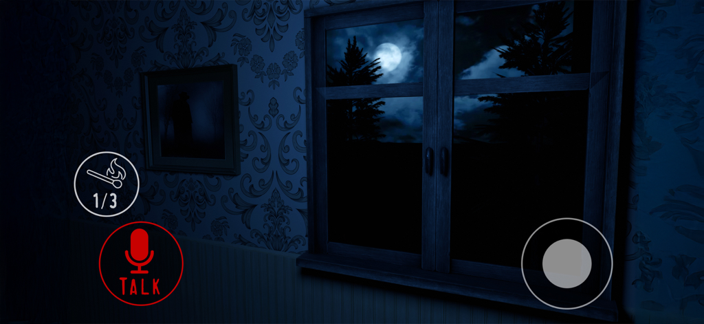 Simulazione di gioco horror che mostra una stanza buia con vista su una finestra illuminata dalla luna e pulsanti di interazione