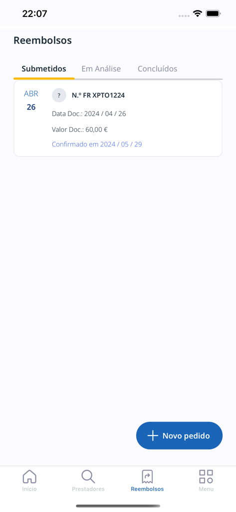 MyADSE app interface showing a list of submitted health insurance reimbursement requests with a button to create a new request.