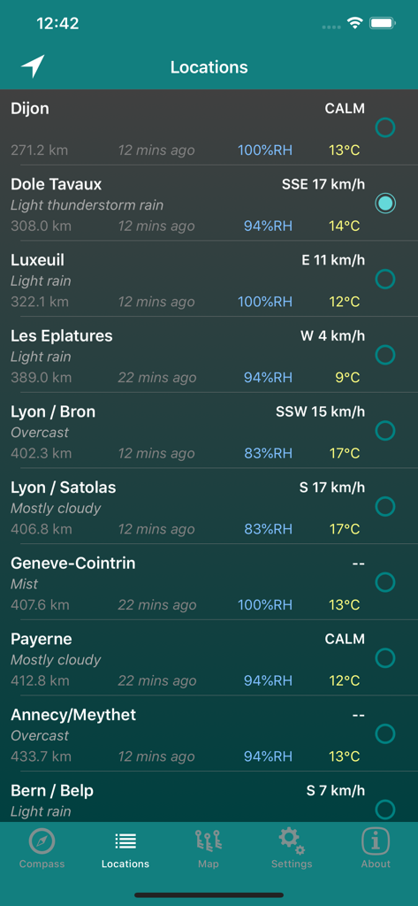 Wind Seeker - Wind Seeker app showing a list of weather stations with wind speed direction and temperature data