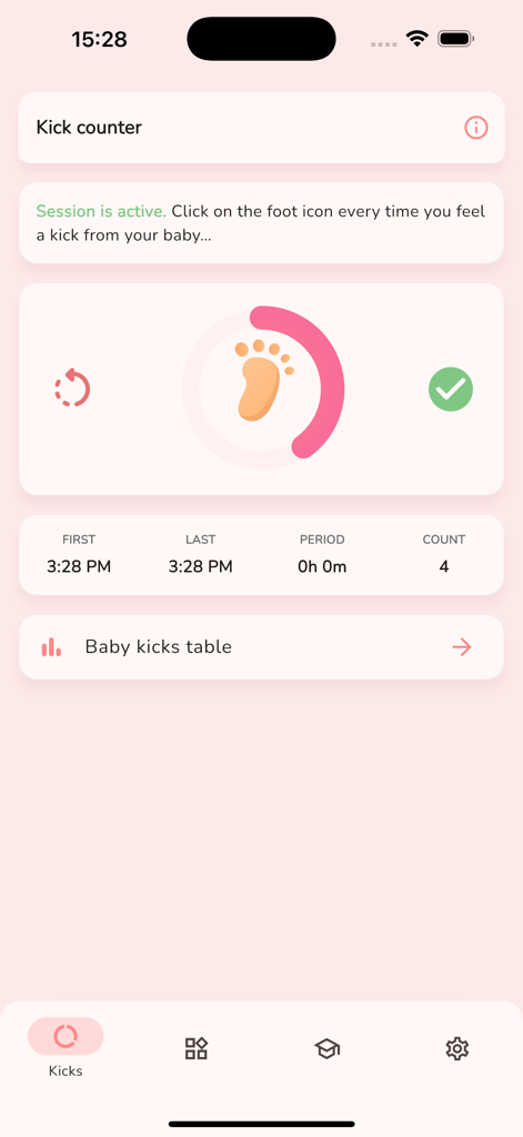 Screenshot of the Mama Tracker app fetal kick counter interface with active session statistics
