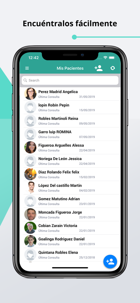 Un smartphone que muestra el directorio de pacientes en la aplicación de gestión médica Eleonor con nombres de pacientes y fechas de consulta