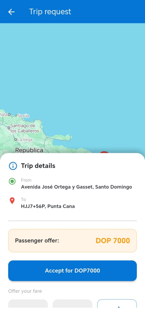 Mobile app screen showing a trip request from Santo Domingo to Punta Cana with a fare offer