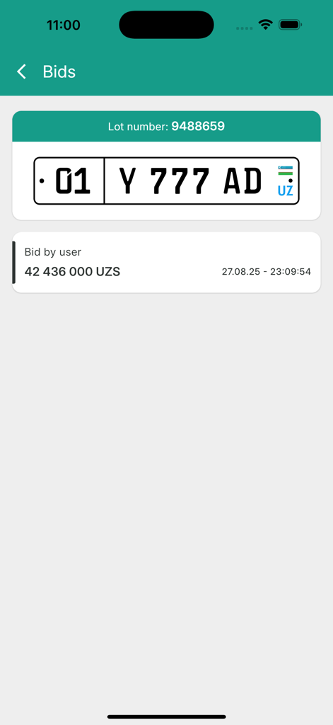 Avtoraqam - Interfaz de la aplicación Avtoraqam mostrando una puja activa por una matrícula personalizada.