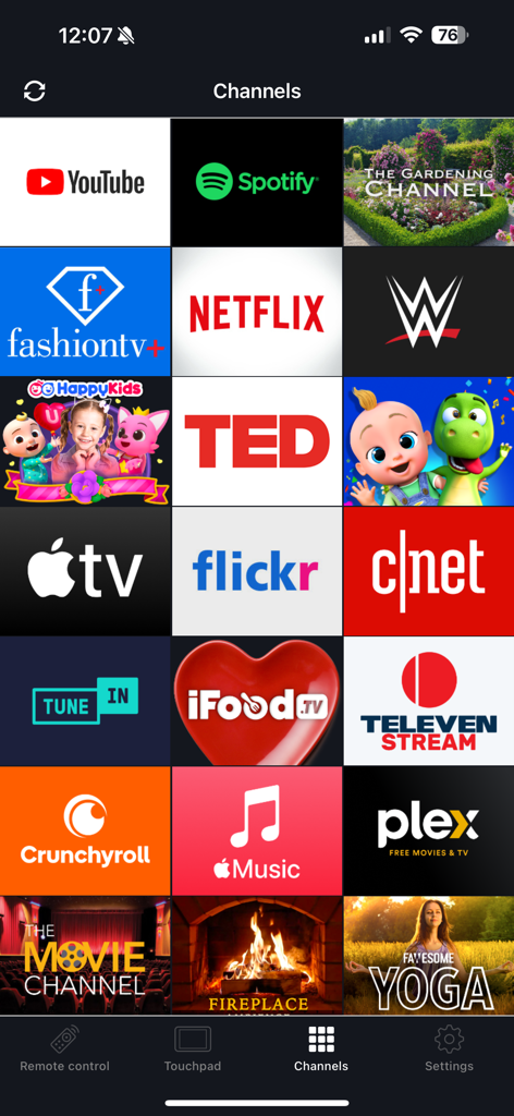 Interface de l'application Rokie affichant une sélection de chaînes de streaming comme Netflix et YouTube