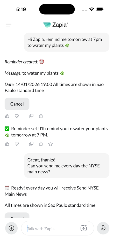 Zapia AI - Personal Assistant - Interfaz de chat móvil de Zapia AI que muestra a un usuario configurando un recordatorio para regar las plantas y programando actualizaciones diarias de noticias financieras de la Bolsa de Nueva York.