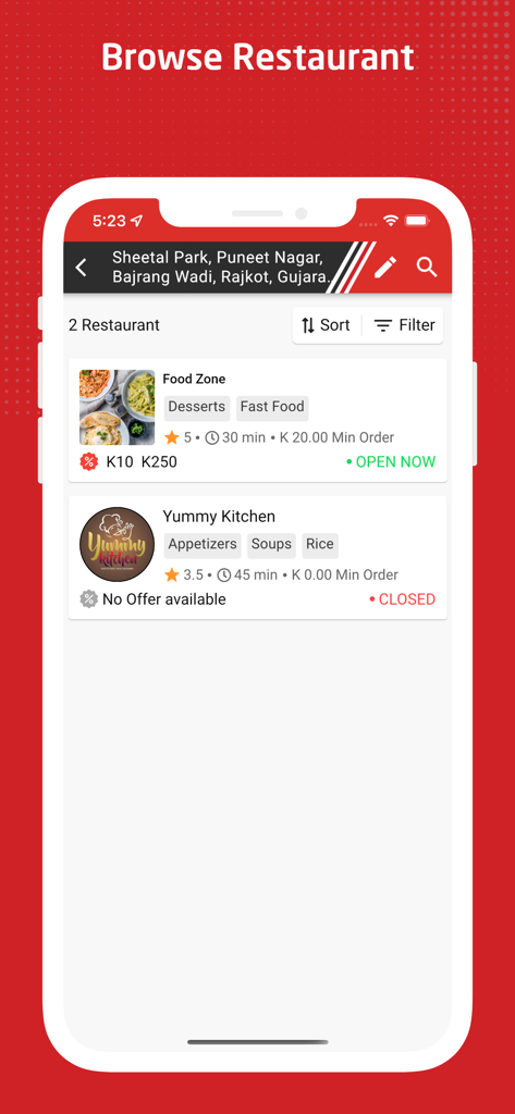 GoFood (PNG) Customer - GoFood PNGモバイルアプリのレストラン閲覧画面のスクリーンショット。利用可能な飲食店と配達情報が表示されています