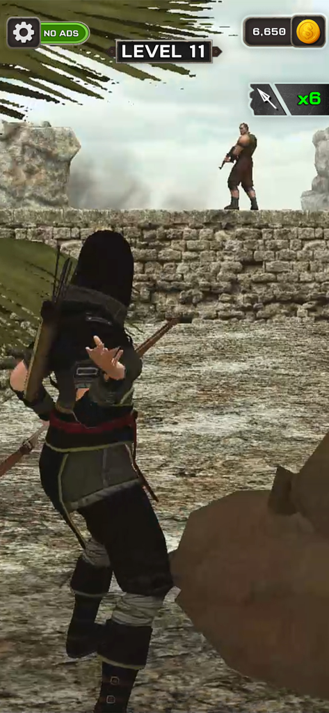 Archer Attack 3D: Shooter War - Un archer 3D visant un soldat ennemi depuis derrière un rocher dans Archer Attack 3D