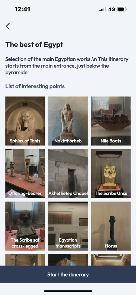 Louvre Visit & Guide - Interface de l'application du Louvre montrant un itinéraire d'art égyptien organisé avec une grille d'œuvres marquantes