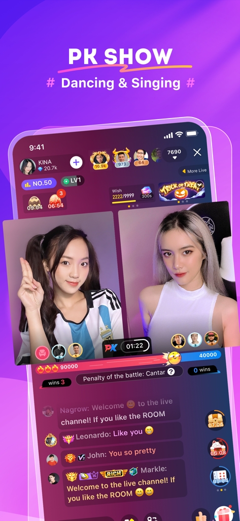 Captura de pantalla de la aplicación Nimo TV mostrando un show PK en vivo con dos streamers femeninas y chat de usuario en tiempo real