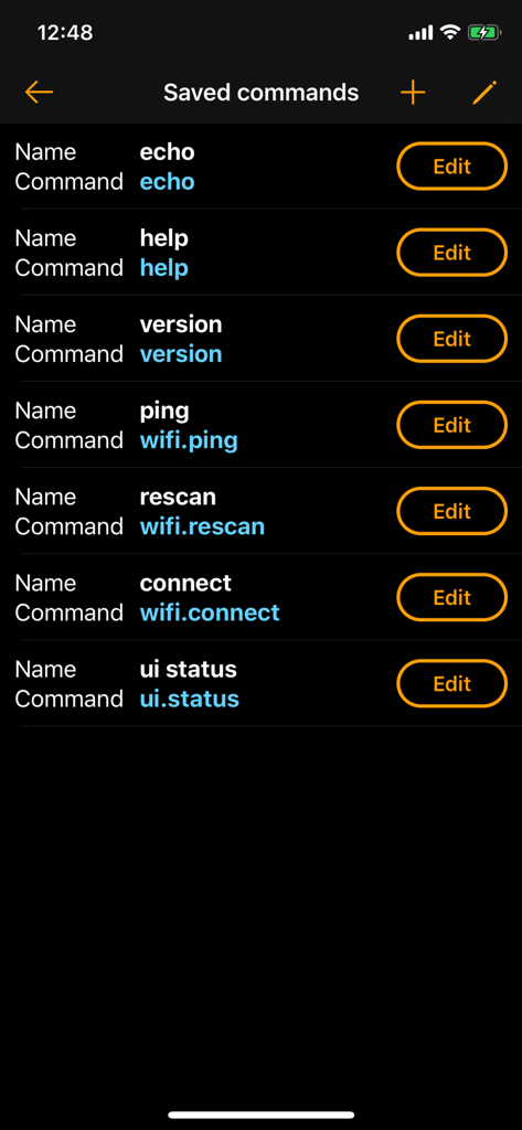 BLE Terminal - bluetooth tools - Una pantalla que muestra una lista de comandos Bluetooth guardados y editables en la interfaz de la aplicación BLE Terminal