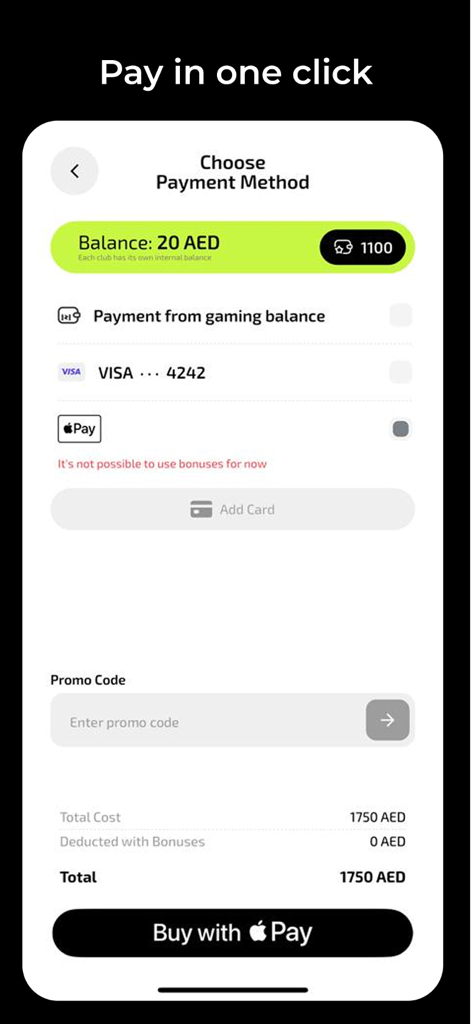 Checkout screen of the iZi Play app showing payment options including Apple Pay and gaming balance for booking a PC.