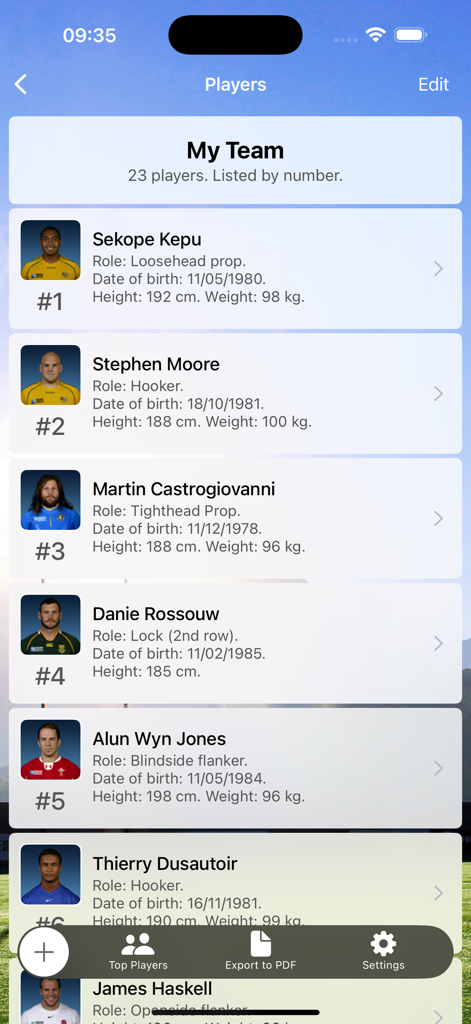 Assistant Coach Rugby - A list of rugby players in the Assistant Coach Rugby app showing their names roles and physical statistics