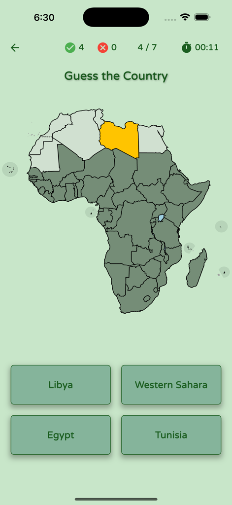 Uno screenshot dell'app Quiz sull'Africa che mostra una mappa dell'Africa con la Libia evidenziata in giallo e quattro opzioni a scelta multipla.