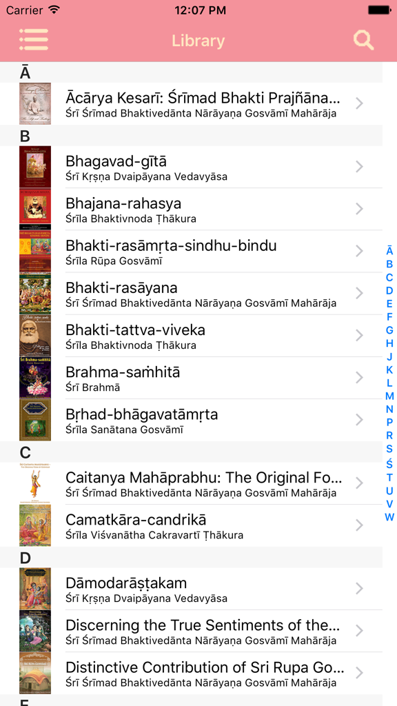 Schermata della biblioteca digitale nell'app BhaktiBase che mostra un elenco di libri spirituali vedici