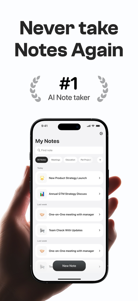 Écran d'iPhone affichant l'application Notee AI Note Taker avec une liste de notes de réunion organisées