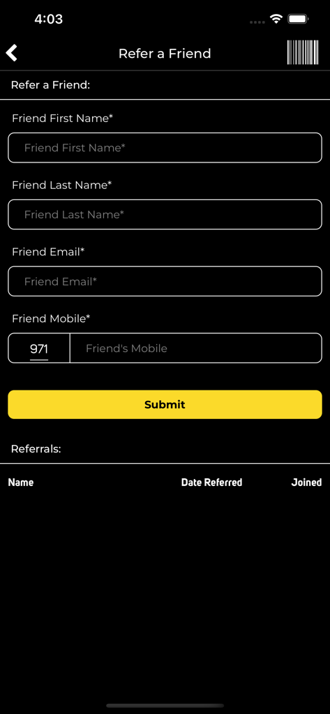 Formulario de referir a un amigo en la app móvil Warehouse Gym mostrando campos para nombre e información de contacto
