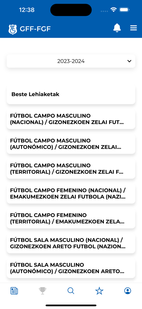 FGF GFF - Pantalla principal de la aplicación FGF GFF que muestra una lista de categorías de competiciones de fútbol y fútbol sala para la Federación Guipuzcoana de Fútbol.